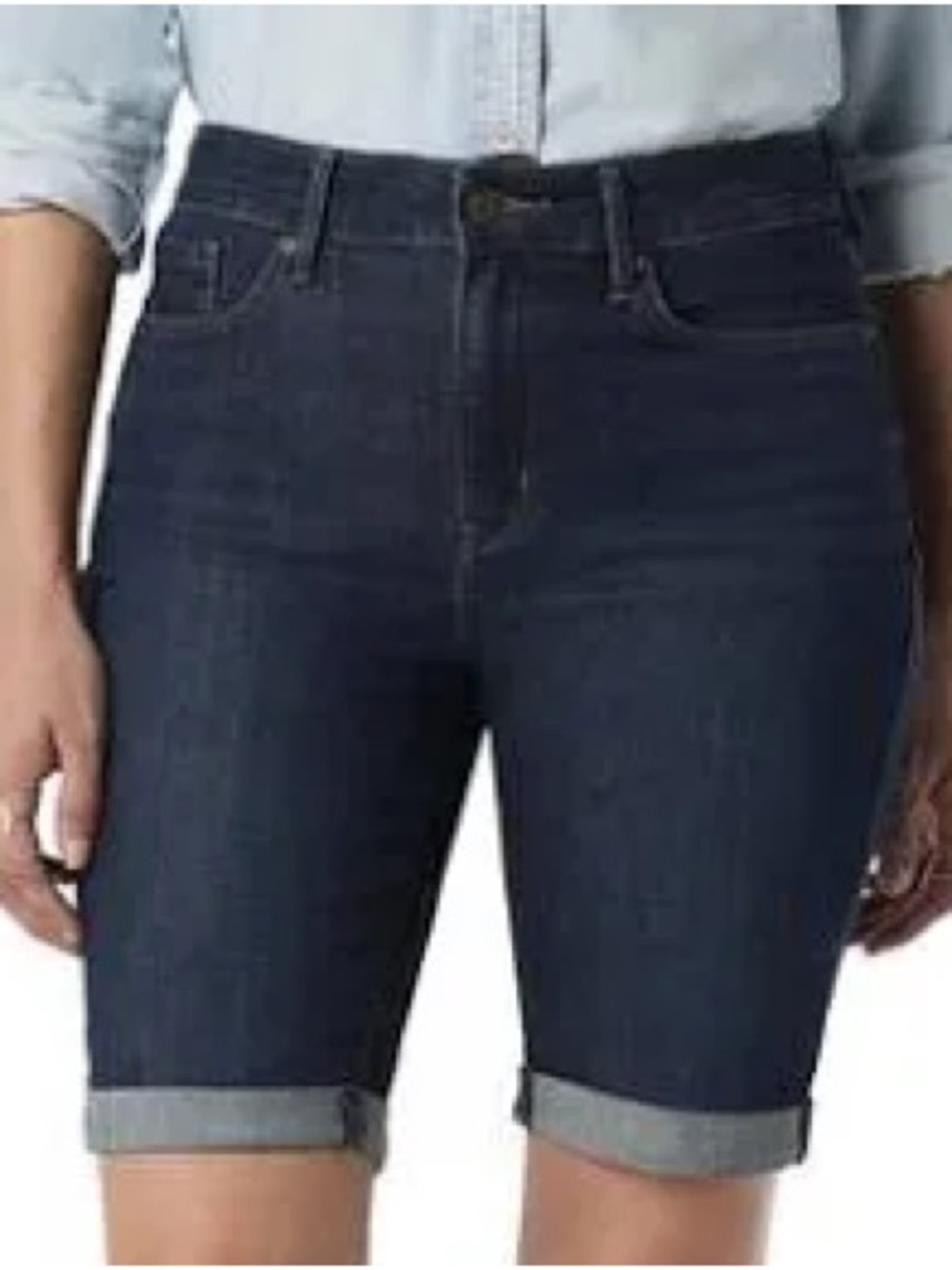 Levi's high-rise cuffed denim shorts feature a dark wash stretch cotton size 16